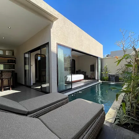 Aruni Bali Jimbaran Boutique Villa