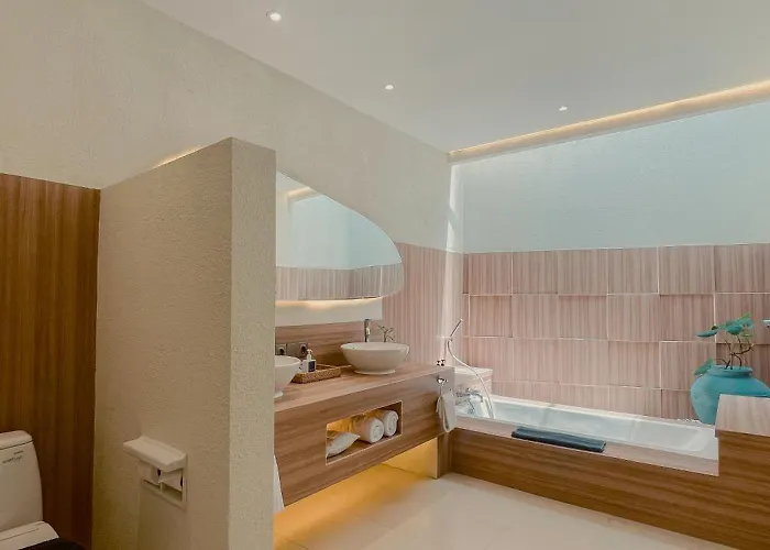 Aruni Bali Boutique 度假村 4*