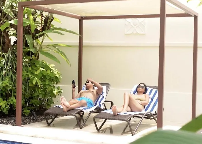 Resort Aruni Bali Boutique 4*