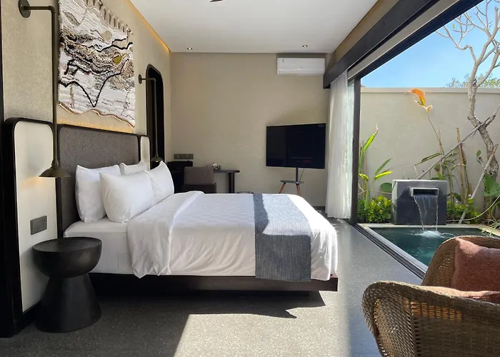 Resort Aruni Bali Boutique 4*